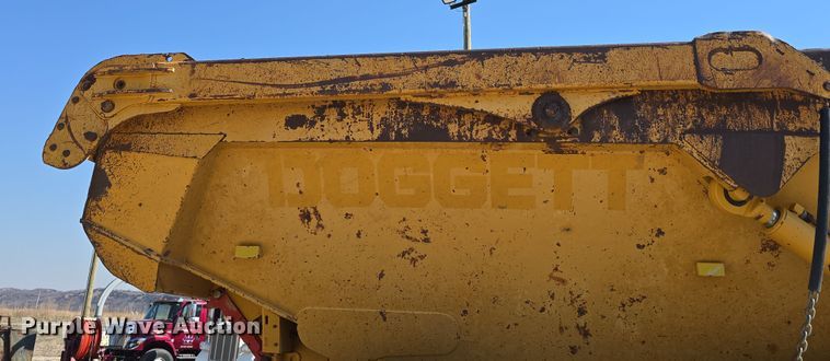 image for item DT6763 2015 John Deere 410E articulated haul truck