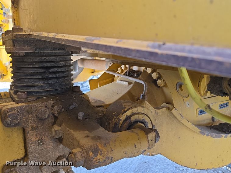 image for item DT6763 2015 John Deere 410E articulated haul truck