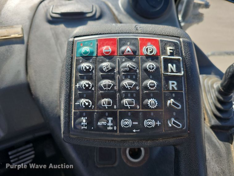 image for item DT6763 2015 John Deere 410E articulated haul truck