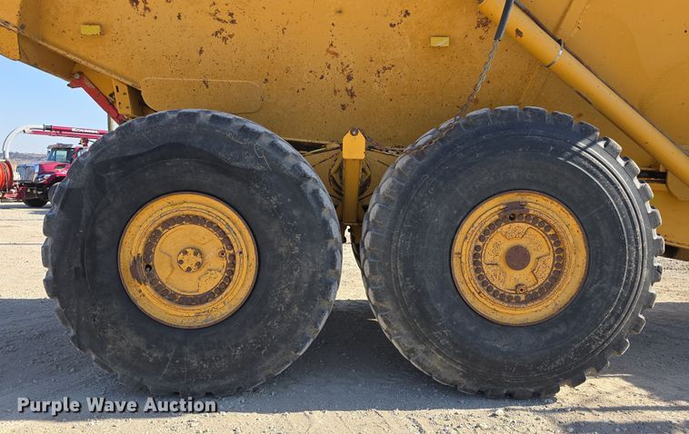 image for item DT6763 2015 John Deere 410E articulated haul truck