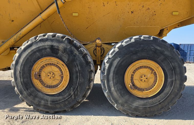 image for item DT6763 2015 John Deere 410E articulated haul truck