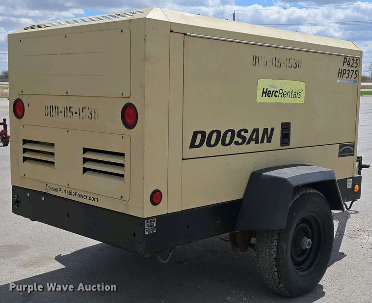 image for item DT6799 2015 Doosan P425/HP375WCU-T4I air compressor