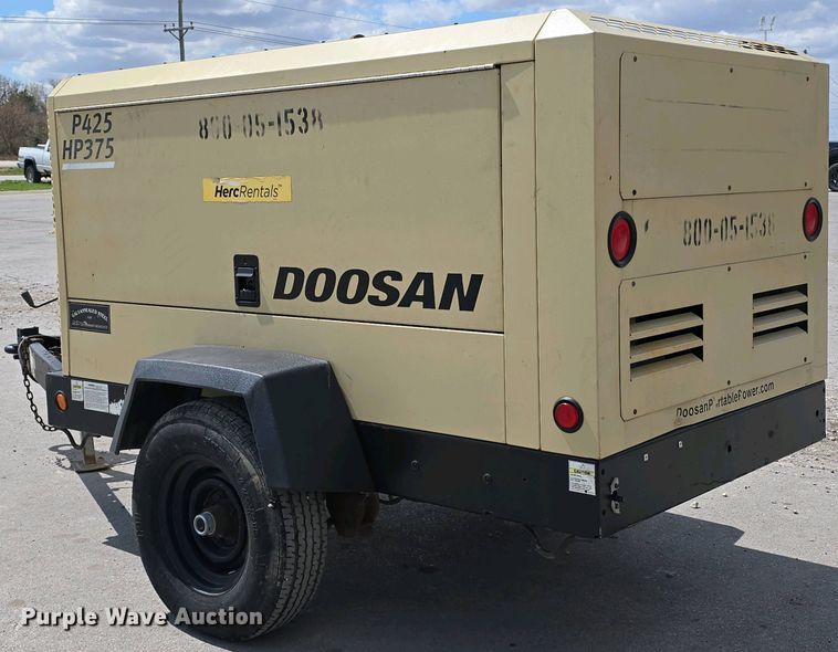 image for item DT6799 2015 Doosan P425/HP375WCU-T4I air compressor