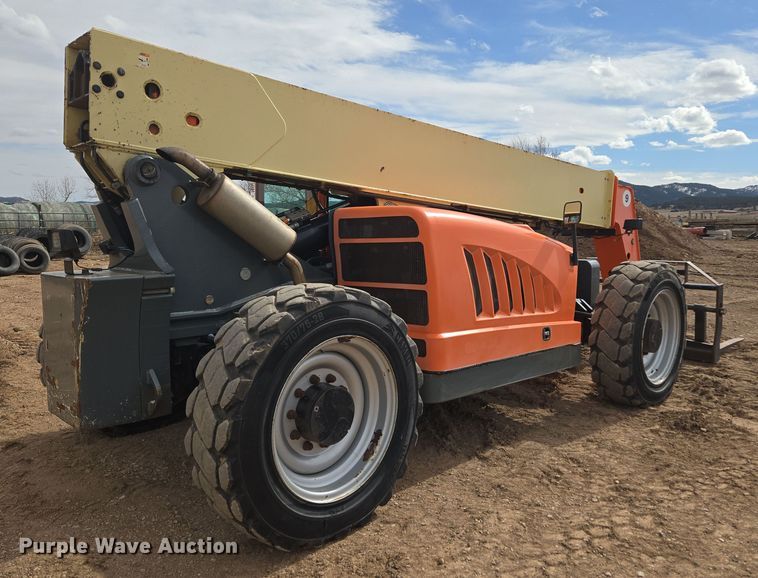 image for item DT7060 2012 JLG G9-43A telehandler