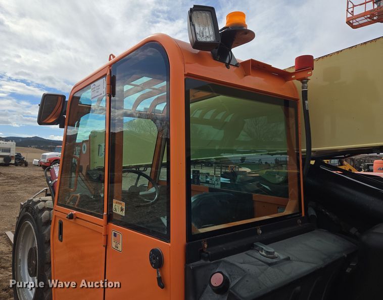 image for item DT7060 2012 JLG G9-43A telehandler