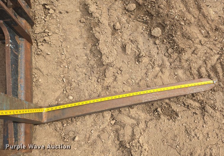 image for item DT7060 2012 JLG G9-43A telehandler