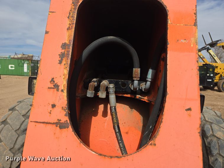 image for item DT7060 2012 JLG G9-43A telehandler