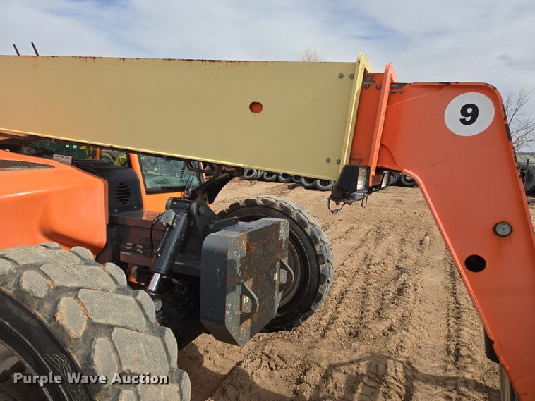 image for item DT7060 2012 JLG G9-43A telehandler