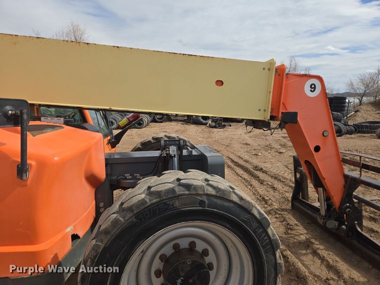 image for item DT7060 2012 JLG G9-43A telehandler