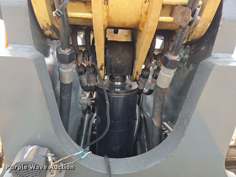 image for item DT7060 2012 JLG G9-43A telehandler