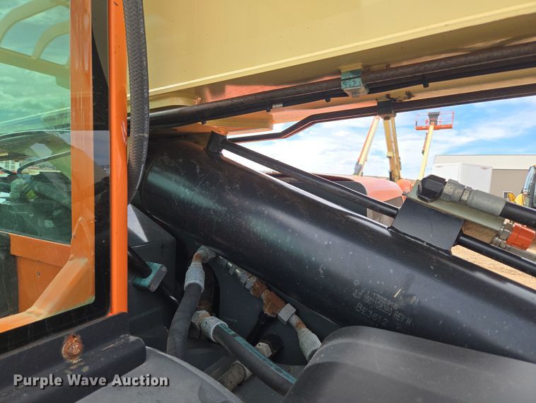 image for item DT7060 2012 JLG G9-43A telehandler