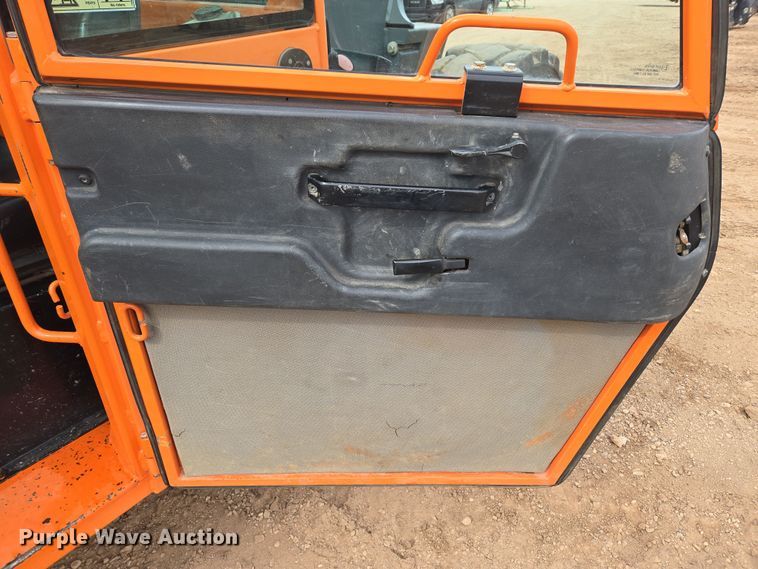 image for item DT7060 2012 JLG G9-43A telehandler