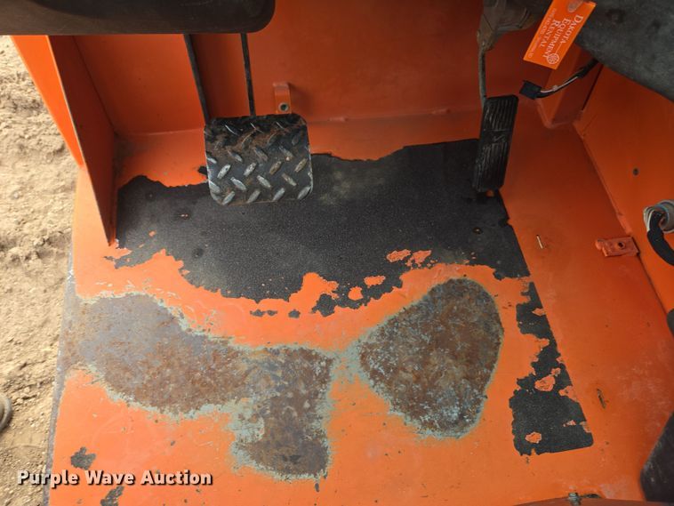 image for item DT7060 2012 JLG G9-43A telehandler