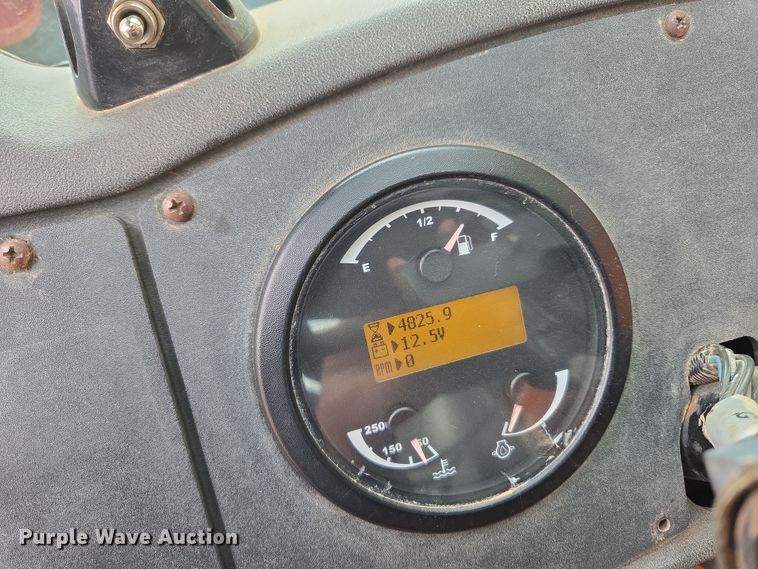 image for item DT7060 2012 JLG G9-43A telehandler