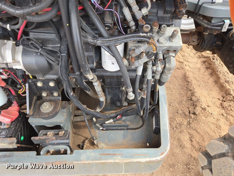 image for item DT7060 2012 JLG G9-43A telehandler