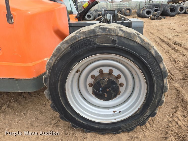 image for item DT7060 2012 JLG G9-43A telehandler