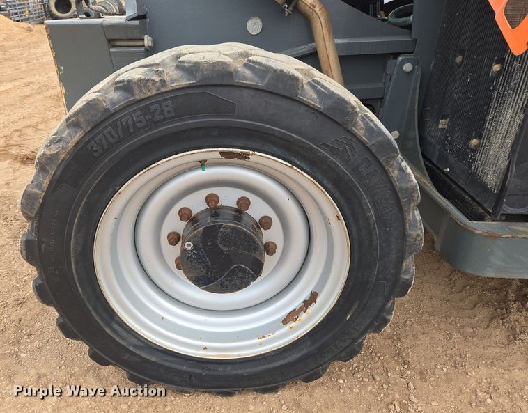 image for item DT7060 2012 JLG G9-43A telehandler