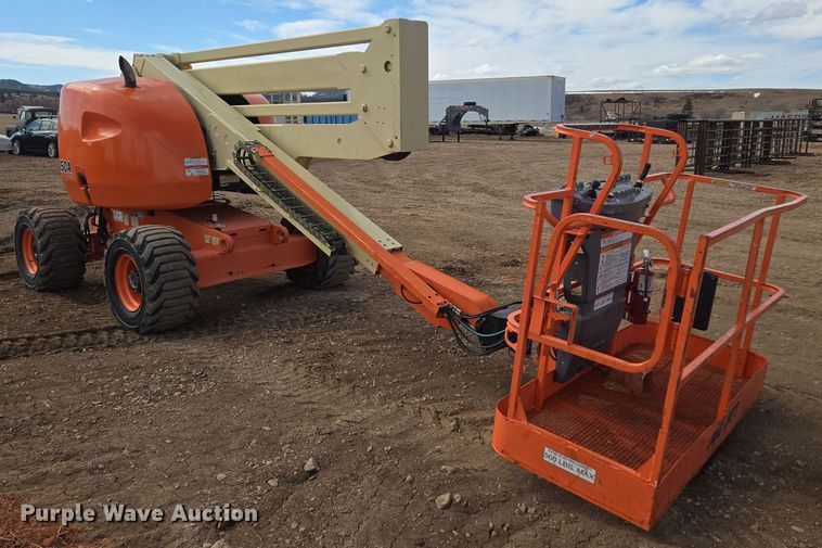image for item DT7061 2006 JLG 450A Series II boom lift
