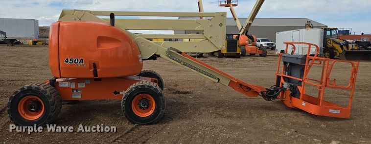 image for item DT7061 2006 JLG 450A Series II boom lift