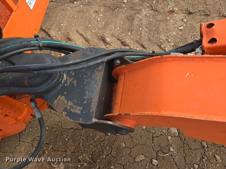 image for item DT7061 2006 JLG 450A Series II boom lift