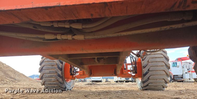 image for item DT7061 2006 JLG 450A Series II boom lift