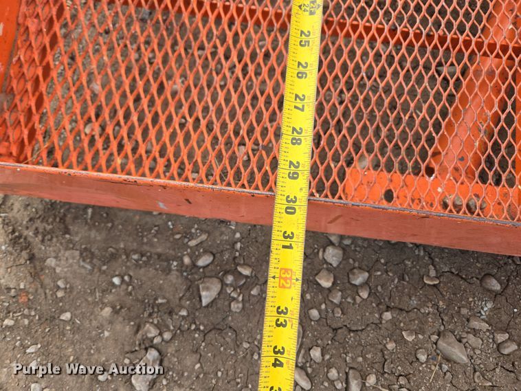 image for item DT7061 2006 JLG 450A Series II boom lift