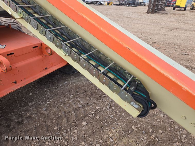image for item DT7061 2006 JLG 450A Series II boom lift