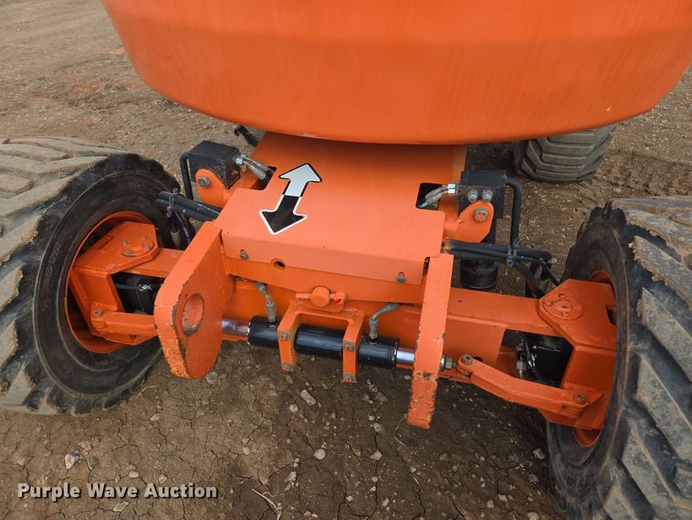 image for item DT7061 2006 JLG 450A Series II boom lift