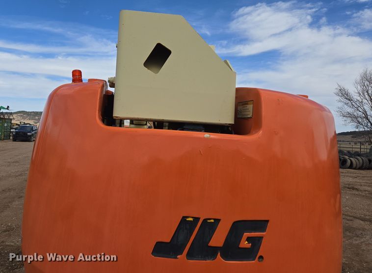 image for item DT7061 2006 JLG 450A Series II boom lift