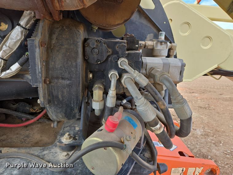 image for item DT7061 2006 JLG 450A Series II boom lift