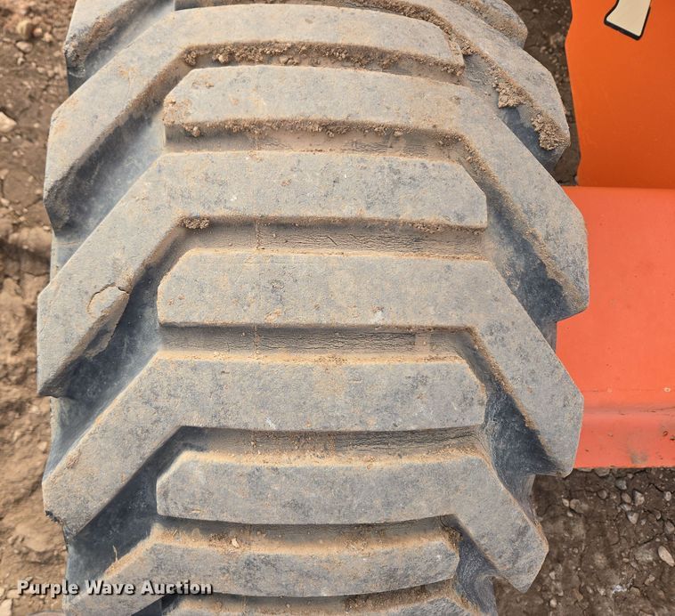 image for item DT7061 2006 JLG 450A Series II boom lift