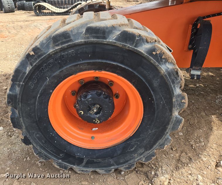 image for item DT7061 2006 JLG 450A Series II boom lift