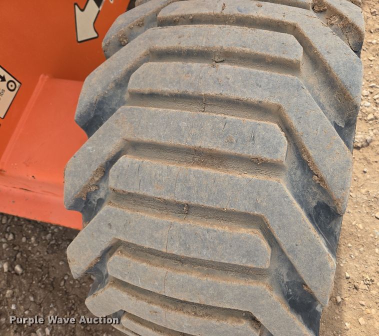 image for item DT7061 2006 JLG 450A Series II boom lift