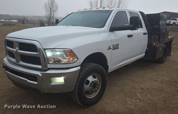 image for item DT7065 2017 Dodge Ram 3500 Crew Cab flatbed pickup truck