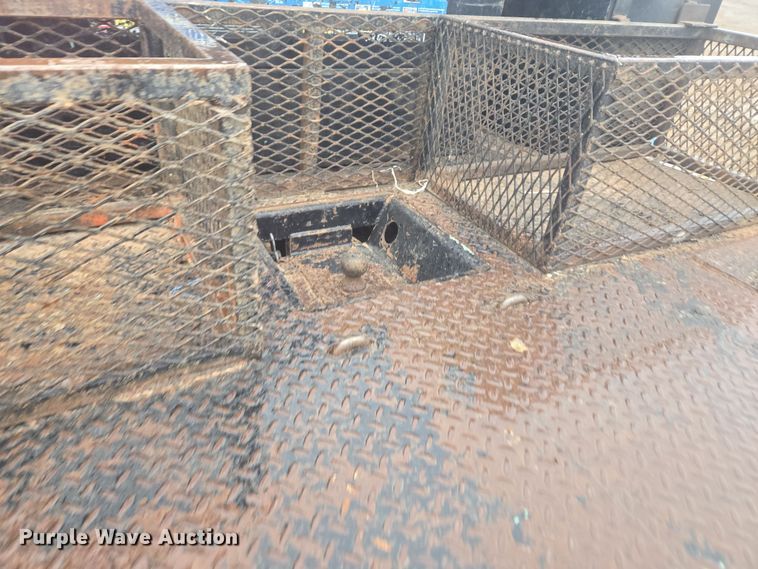 image for item DT7065 2017 Dodge Ram 3500 Crew Cab flatbed pickup truck