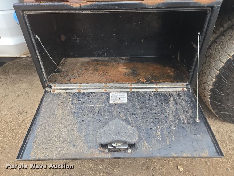 image for item DT7065 2017 Dodge Ram 3500 Crew Cab flatbed pickup truck