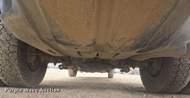 image for item DT7065 2017 Dodge Ram 3500 Crew Cab flatbed pickup truck