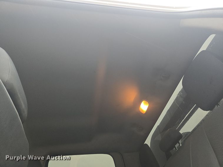 image for item DT7065 2017 Dodge Ram 3500 Crew Cab flatbed pickup truck