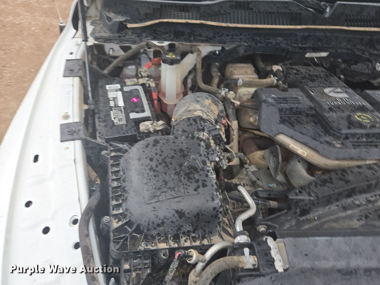 image for item DT7065 2017 Dodge Ram 3500 Crew Cab flatbed pickup truck