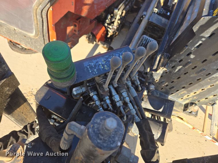 image for item DT7067 2013 Ditch Witch JT25 directional boring unit