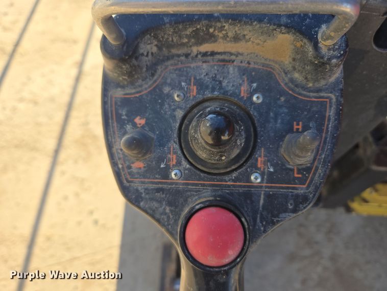 image for item DT7067 2013 Ditch Witch JT25 directional boring unit