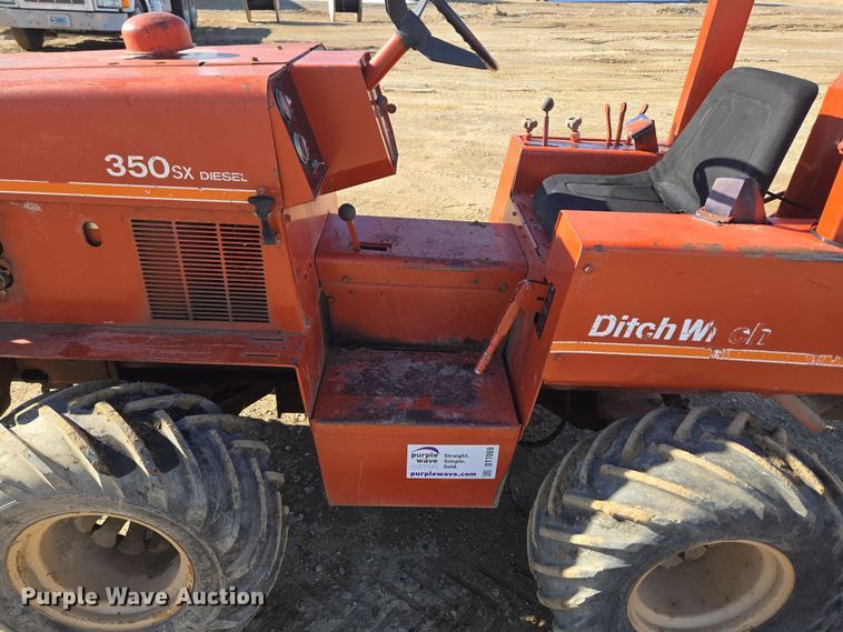 image for item DT7069 Ditch Witch 350SXDD rock saw