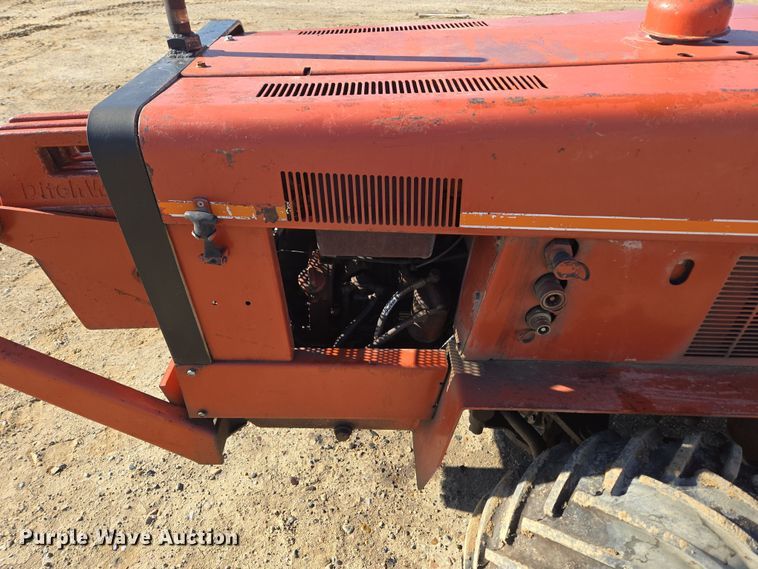 image for item DT7069 Ditch Witch 350SXDD rock saw