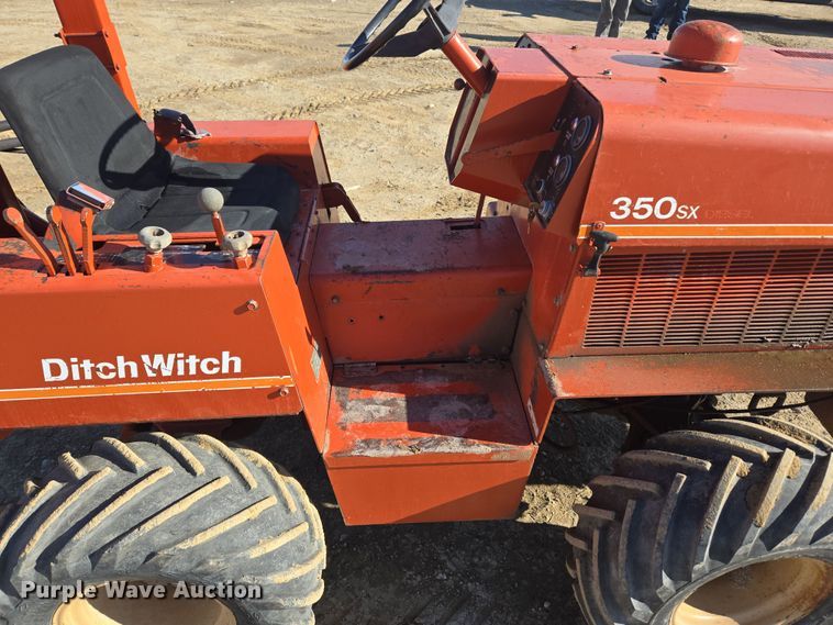 image for item DT7069 Ditch Witch 350SXDD rock saw