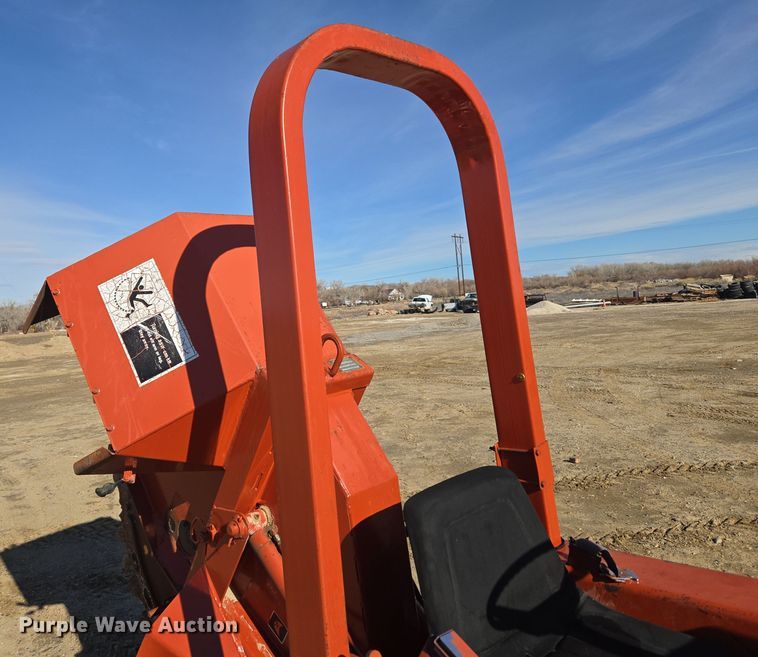 image for item DT7069 Ditch Witch 350SXDD rock saw