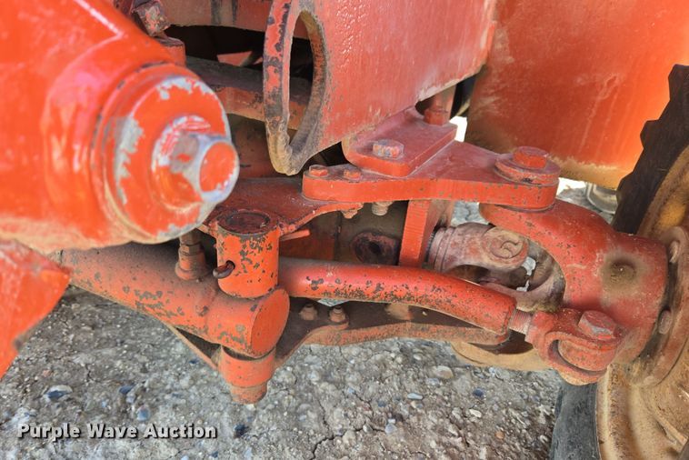 image for item DT7069 Ditch Witch 350SXDD rock saw