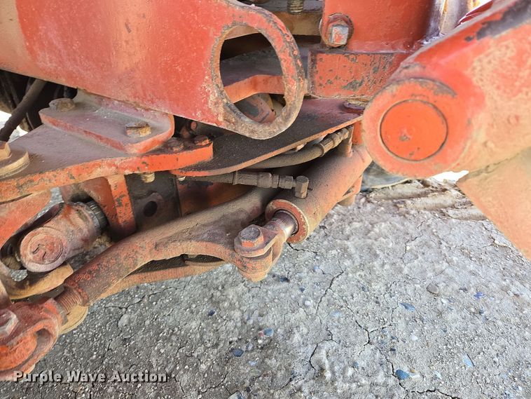 image for item DT7069 Ditch Witch 350SXDD rock saw