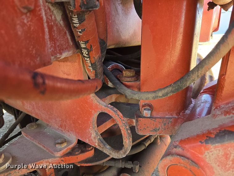 image for item DT7069 Ditch Witch 350SXDD rock saw