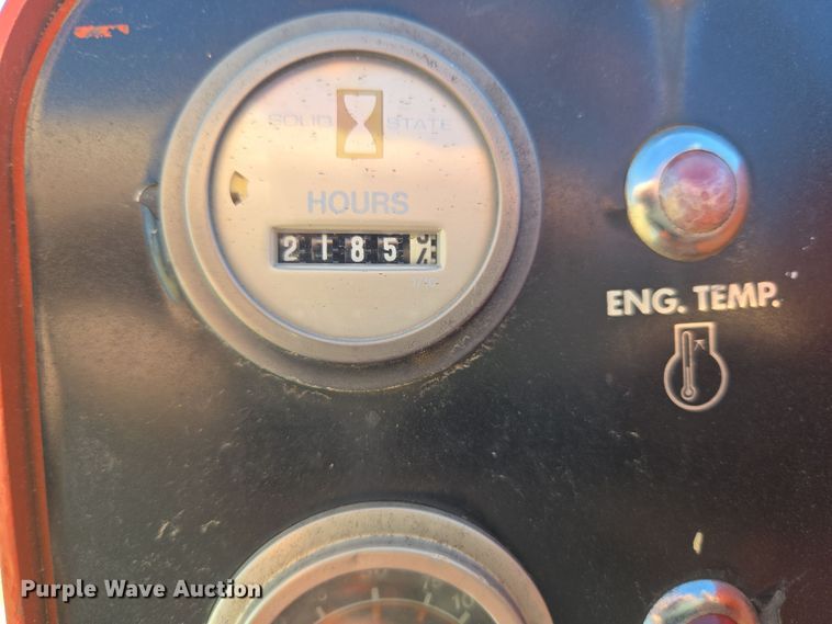 image for item DT7069 Ditch Witch 350SXDD rock saw