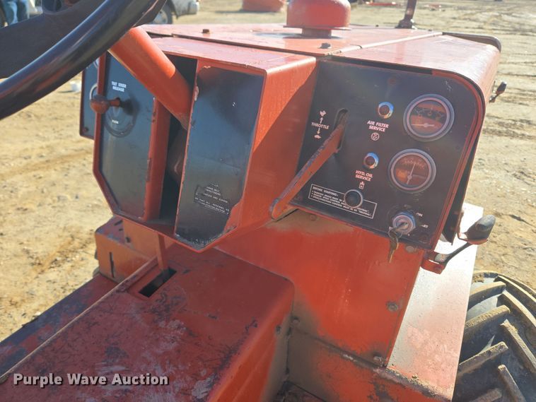 image for item DT7069 Ditch Witch 350SXDD rock saw